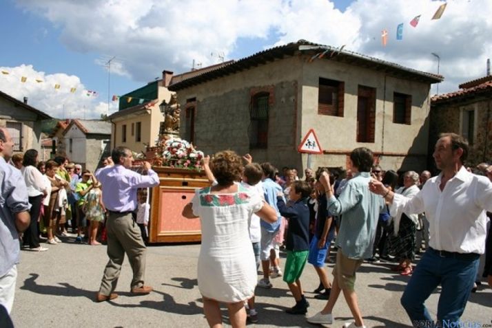 Procesión del Carro triunfante en Vadillo