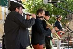 Foto 7 - Viaje musical de 'ida y vuelta' con el grupo Menaya Folk