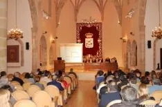 Reunión de alcaldes adminstración electrónica en Aula Magna