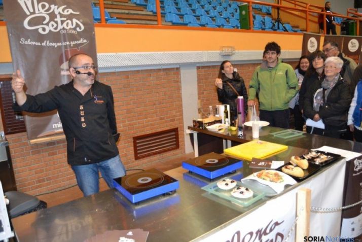 Mercasetas en San Leonardo