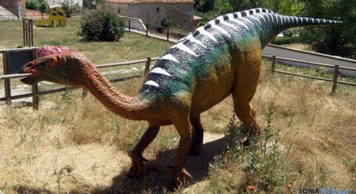 Reproducción de un dinosaurio en Villar del Río. / SN