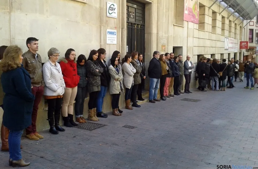 Concentración por París en FOES./ SN