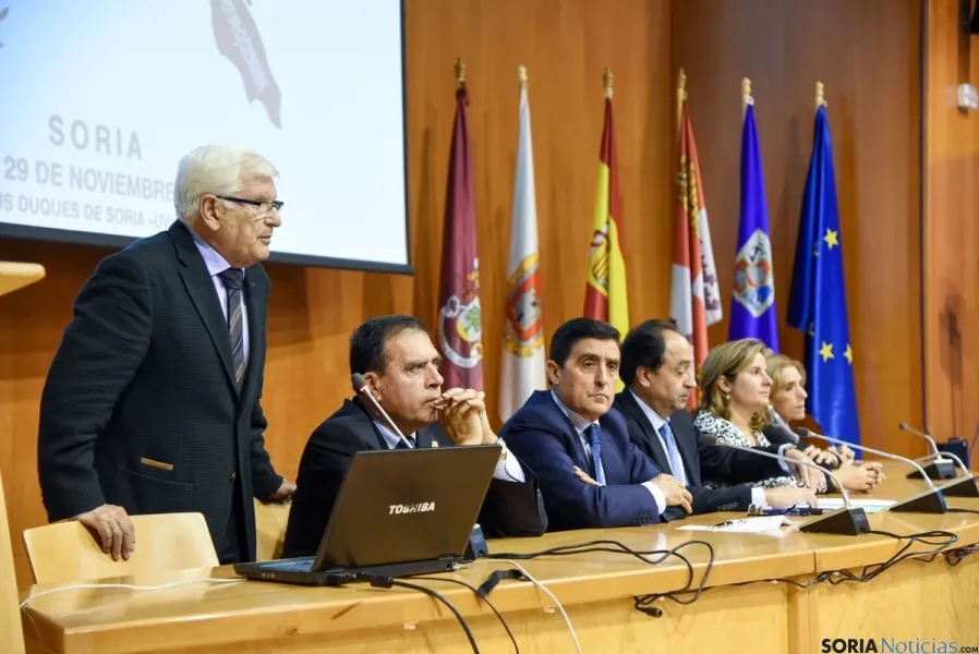 Una imagen de la apertura de estas jornadas auspiciadas por la FCCR y la Junta. / SN