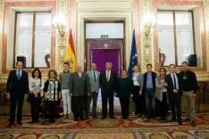 Visita al Congreso de los periodistas APIS