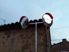 Distinos 'lomos de burro' instalados en el municipio