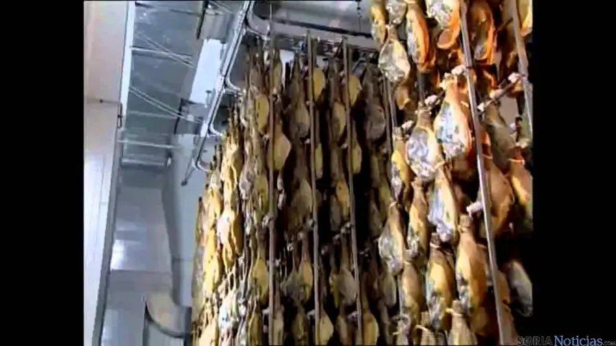 Fábrica de Embutidos La Hoguera.