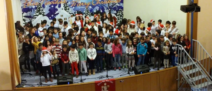 Participantes en el concurso de villancicos