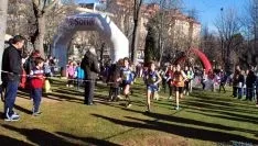 Imagen de la jornada de atletismo este domingo en la Alameda Cervantes. / SN