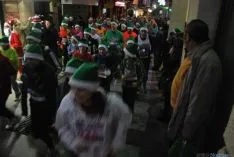 Imagen de la carrera navideña de este sábado. / SN
