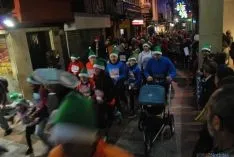 Imagen de la carrera navideña de este sábado. / SN