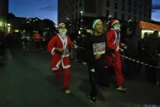 Imagen de la carrera navideña de este sábado. / SN