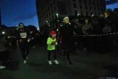 Imagen de la carrera navideña de este sábado. / SN