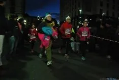 Imagen de la carrera navideña de este sábado. / SN