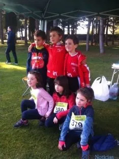 Imagen de la jornada de atletismo este domingo en la Alameda Cervantes. / SN