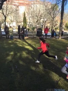 Imagen de la jornada de atletismo este domingo en la Alameda Cervantes. / SN