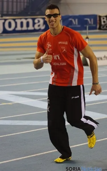Foto 2 - Dominio de los combineros del CAEP en el Regional de Valladolid