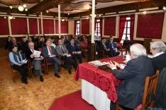 Acto homenaje a Machado y Darío en el Casino. /Ana Isla