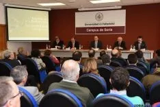 El campus ha presentado el máster vinculado a las energías limpias.