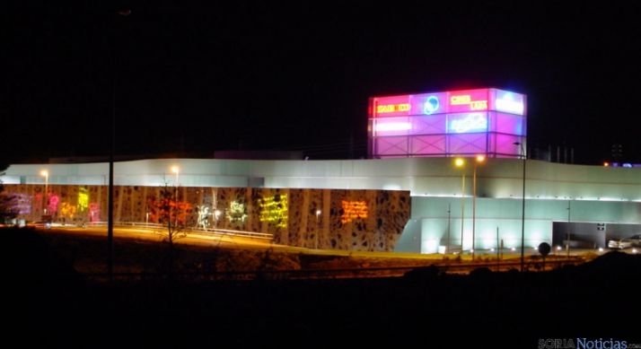 Centro comercial Camaretas.