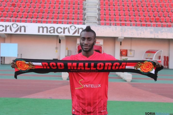 Lago Juniors, en su presentación con el Mallorca.
