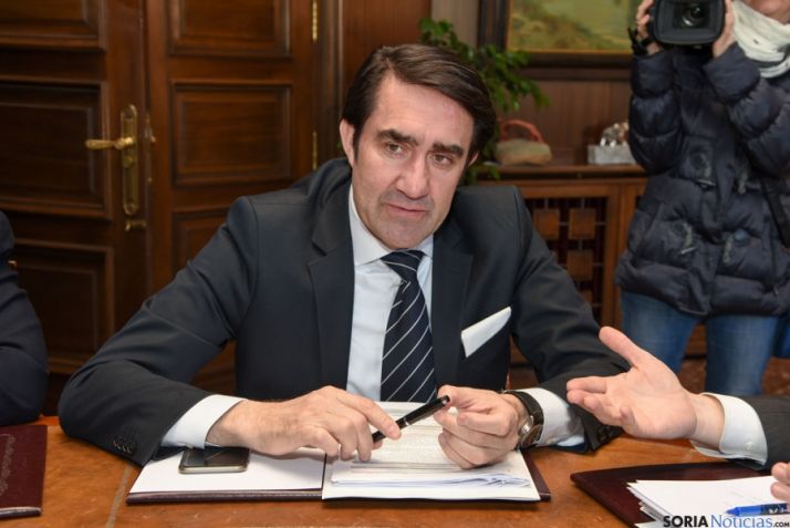 Suárez-Quiñones, consejero de Fomento y Medio Ambiente.