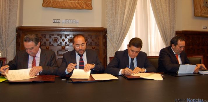 Anselmo García, (izda.), Luis Rey, Carlos Martínez Izquierdo y Raúl Lozano. / Dip.