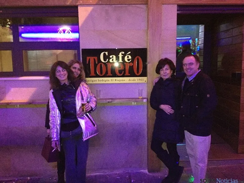 El bar café Torero abre con dos ambientes