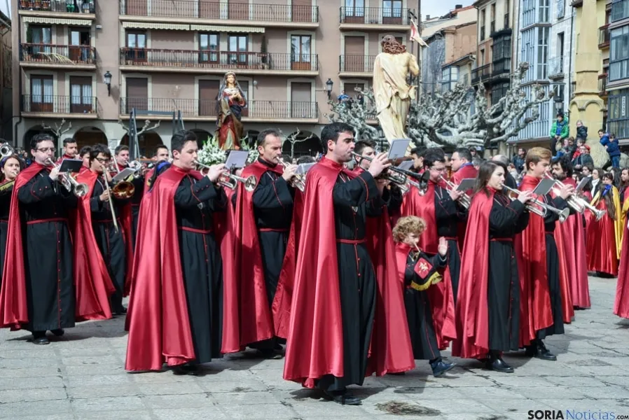 Encuentro de la Virgen de la Alegría y Jesús Resucitado. /Ana Isla