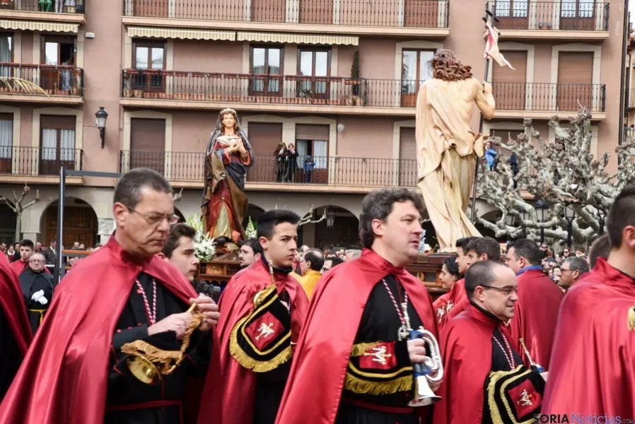 Encuentro de la Virgen de la Alegría y Jesús Resucitado. /Ana Isla