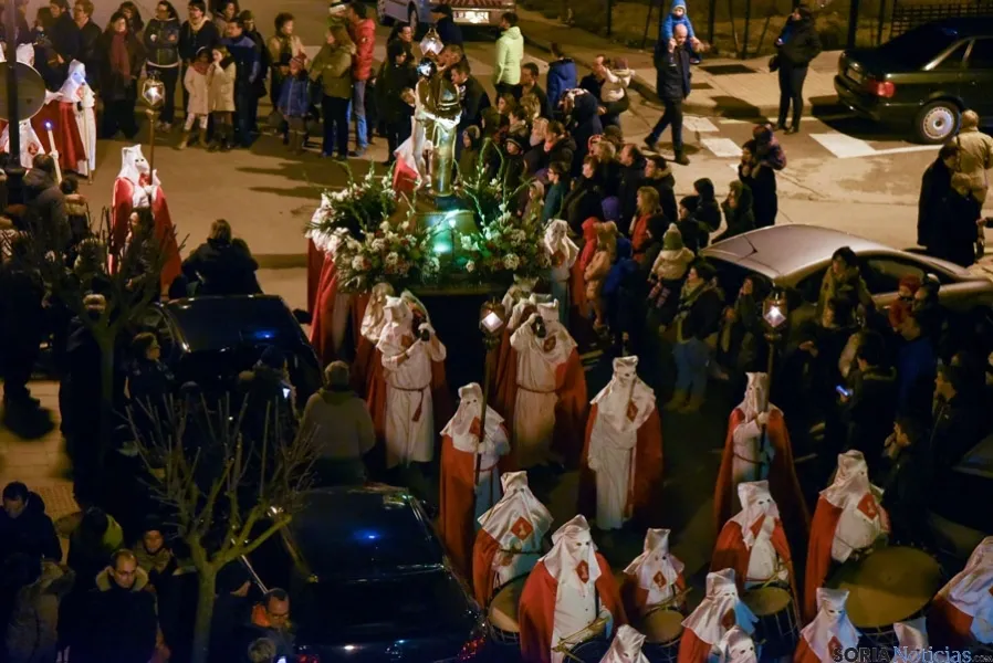 Vía Crucis de la Cofradía de la Flagelación del Señor. /Ana Isla