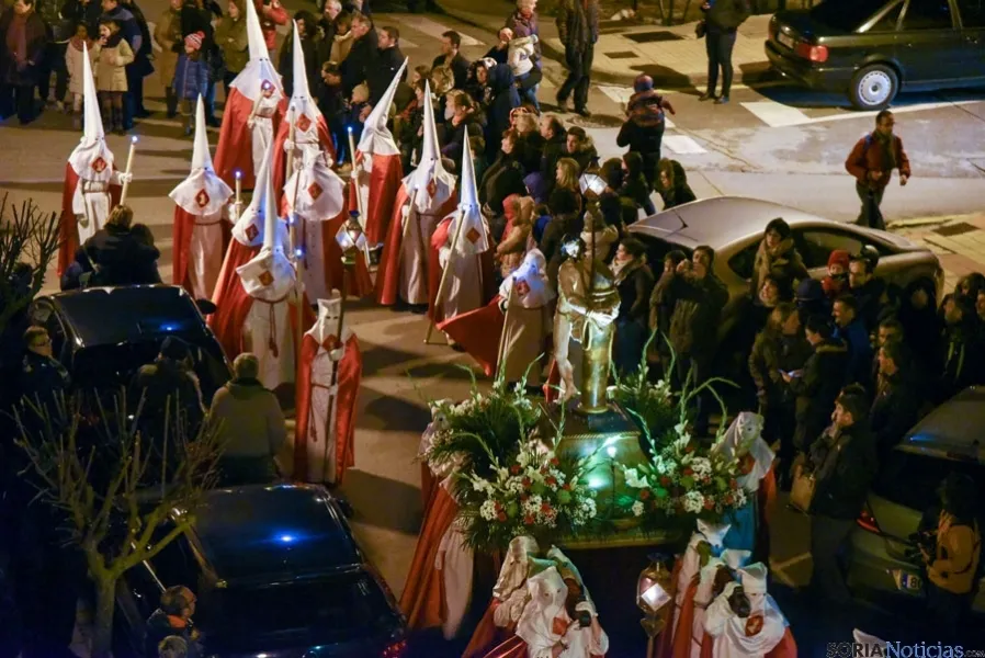 Vía Crucis de la Cofradía de la Flagelación del Señor. /Ana Isla