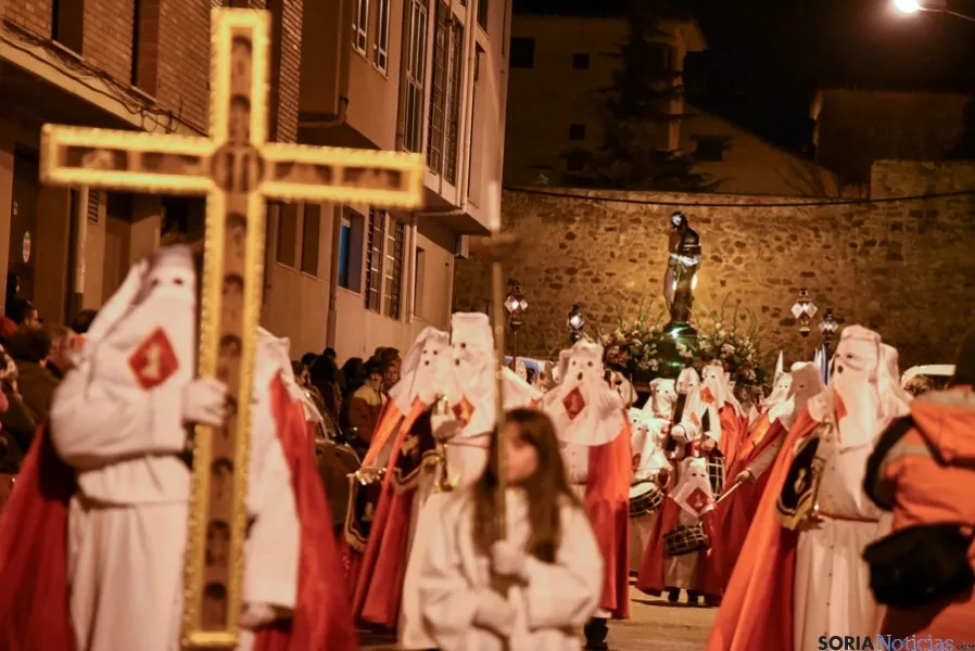 Vía Crucis de la Cofradía de la Flagelación del Señor. /Ana Isla