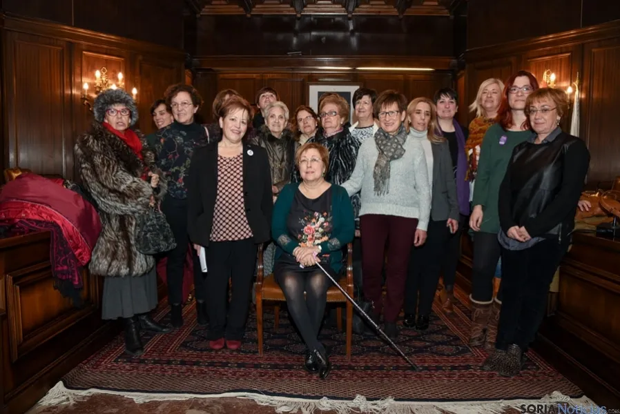 Homenaje público a Eloísa Álvarez, primera alcaldesa de Soria. /Ana Isla