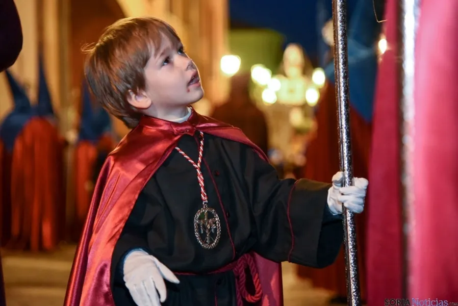 Vía Crucis de la Cofradía de las Caídas de Jesús. /Ana Isla