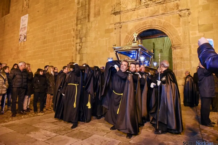Procesión general de la Cofradía del Santo Entierro. /Ana Isla