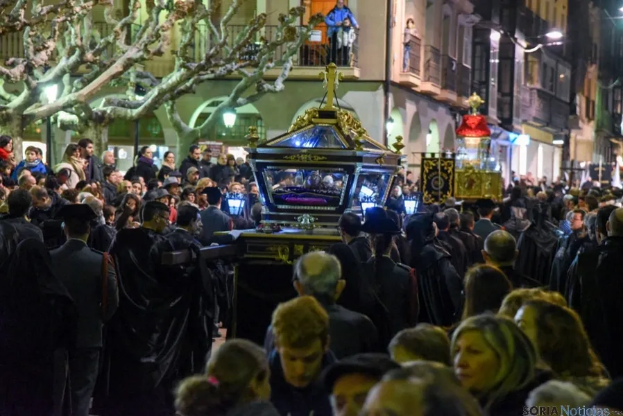 Procesión general de la Cofradía del Santo Entierro. /Ana Isla