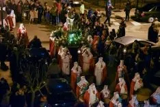 Vía Crucis de la Cofradía de la Flagelación del Señor. /Ana Isla