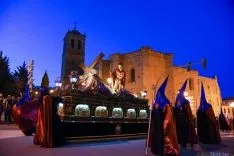 Vía Crucis de la Cofradía de las Caídas de Jesús. /Ana Isla