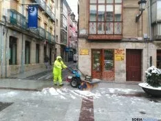 Limpieza de una calle céntrica