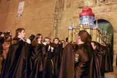 Procesión general de la Cofradía del Santo Entierro. /Ana Isla