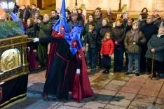 Procesión general de la Cofradía del Santo Entierro. /Ana Isla