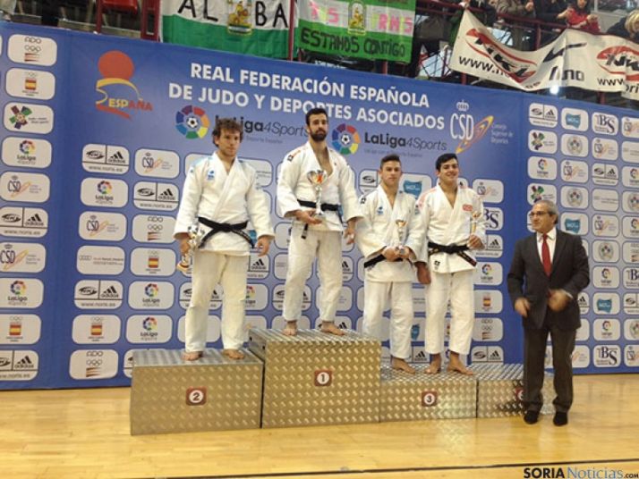 Alexis Rosa, en el podio.