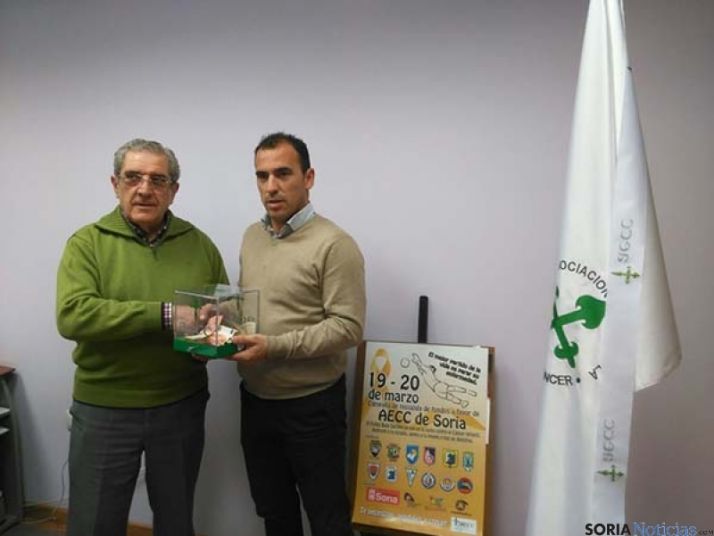 Entrega de la recaudación de la campaña solidaria.