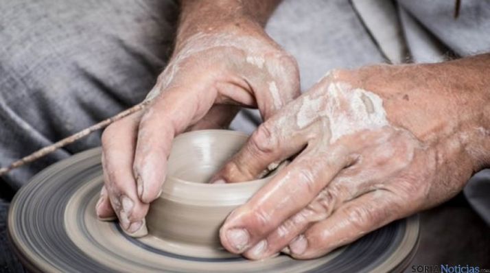 Dirigidas a pequeñas y medianas empresas. 