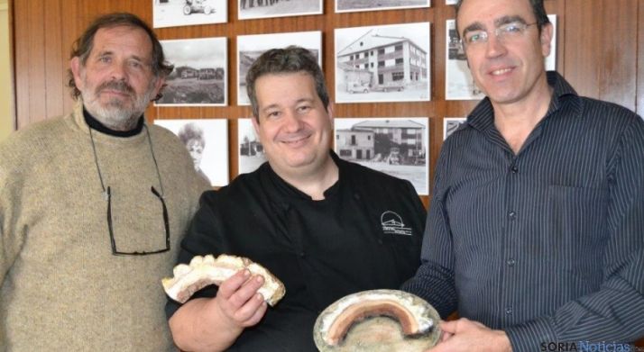 Entrega del Torrezno de Plata a La Venta Nueva