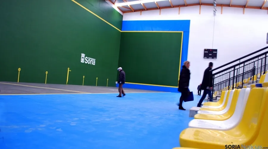 Una de las imágenes de la inauguración oficial de las instalaciones polidportivas. / SN