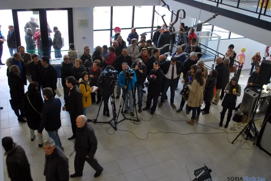 Una de las imágenes de la inauguración oficial de las instalaciones polidportivas. / SN