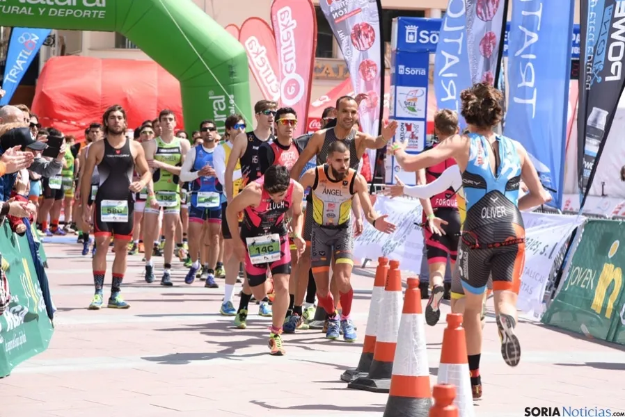 Duatlón relevos élite masculino. /Ana Isla