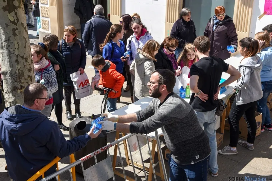 Operación bocata a favor de Manos Unidas. /Ana Isla