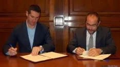 Arturo González (izda.) y Luis Rey./Dip.
